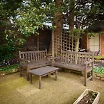 The Earl\'S Court Hideout - Lovely 4Bdr House With Garden